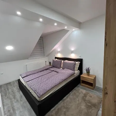 Apartment Lila Sombor