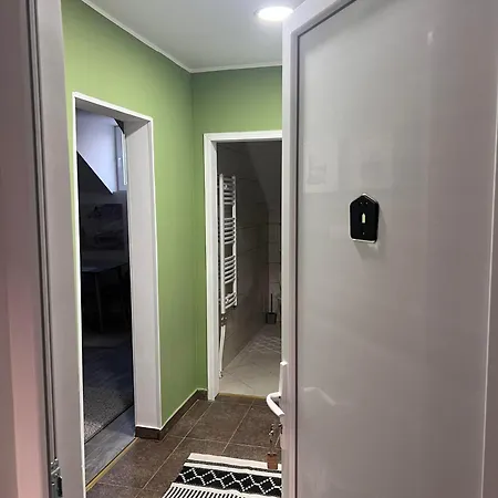 Lila Apartment