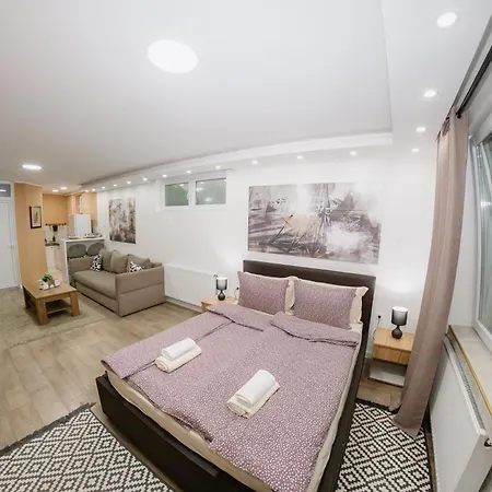 Lila Apartment *